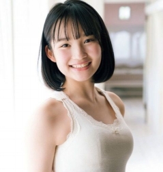 [可愛い]AKB48 矢作萌夏(16) F乳胸チラや水着期待のグラビア画像