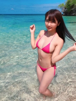 【SSS級美女】愛されボディな水沢柚乃ちゃんのセクシービキニ水着とコスプレ自撮り画像！