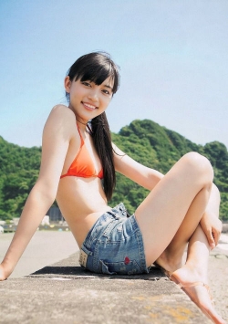 【SSS級美女】ちっぱいだかそれもまた魅力！川口春奈ちゃんの水着グラビア！