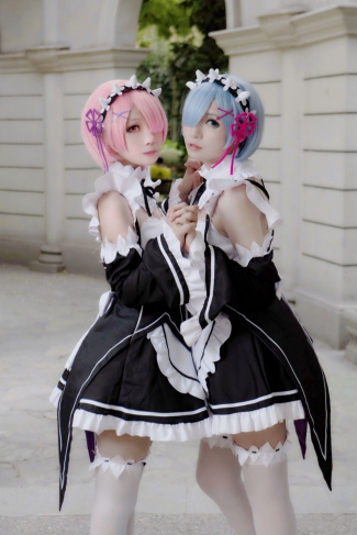 【美少女】Re:ゼロのレム＆ラムのコス合わせが二人とも顔面偏差値高いんすよw