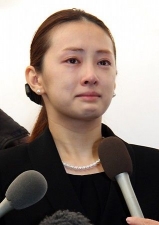北川景子が森田監督の告別式で号泣、涙でほぼスッピンに