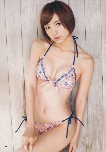 ヤングジャンプ篠田麻里子さんのグラビアが素晴らしい！