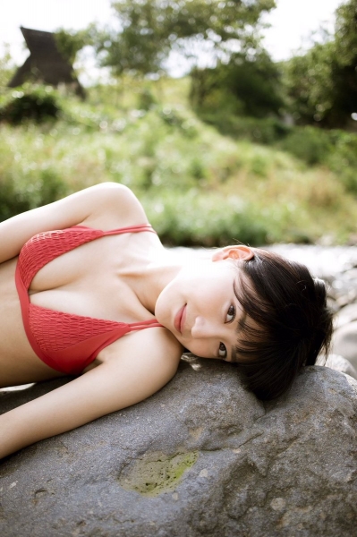 18歳の新話題の連続ドラマに次々出演 喜多乃愛 新鋭女優が新潟で撮影されたフレッシュビキニ水着を披露