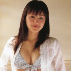 綾瀬はるか 写真集「「ひと夏…。」の画像まとめ
