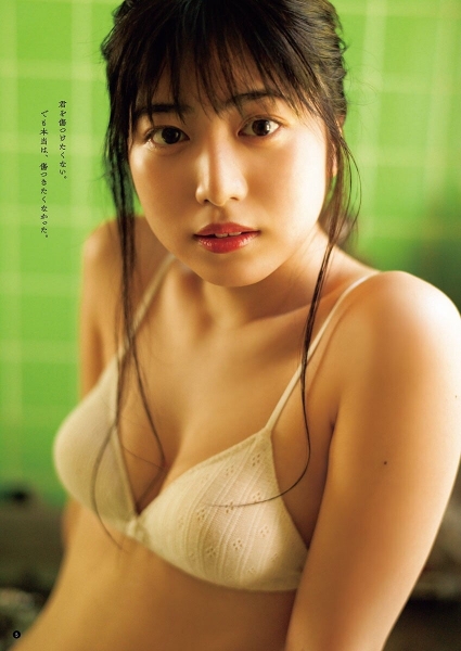 期待の新人女優・吉田莉桜、純情な魅力あふれる水着姿