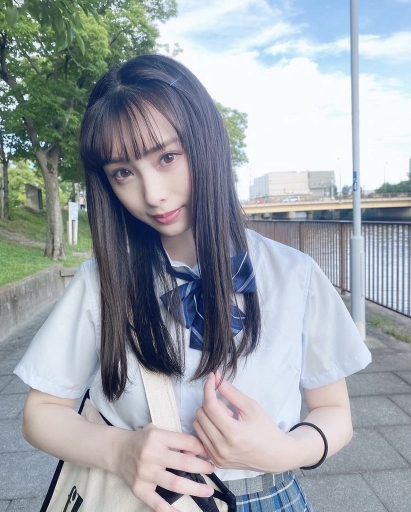 【NMB48】「世界一可愛いJK」梅山恋和（17）、透明感全開の制服姿披露！「超絶可愛い」